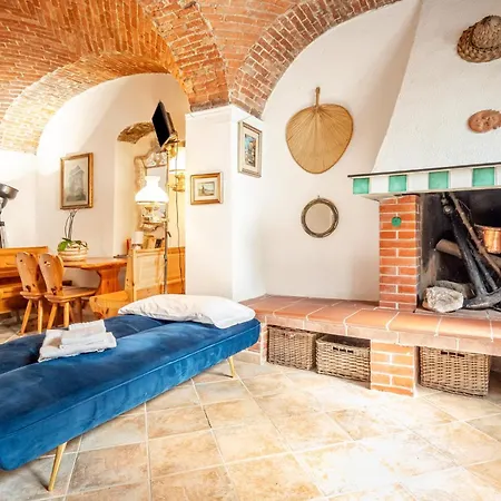 Guesthost - L'oblo - Lovely In Apartament *