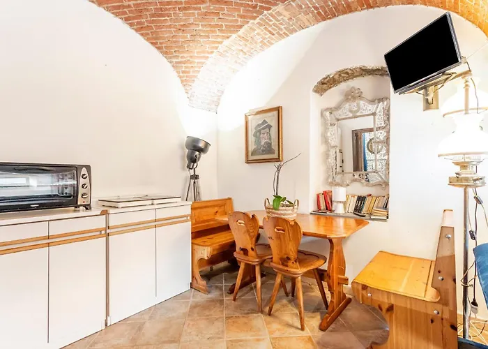 Guesthost - L'oblo - Lovely In Апартаменты